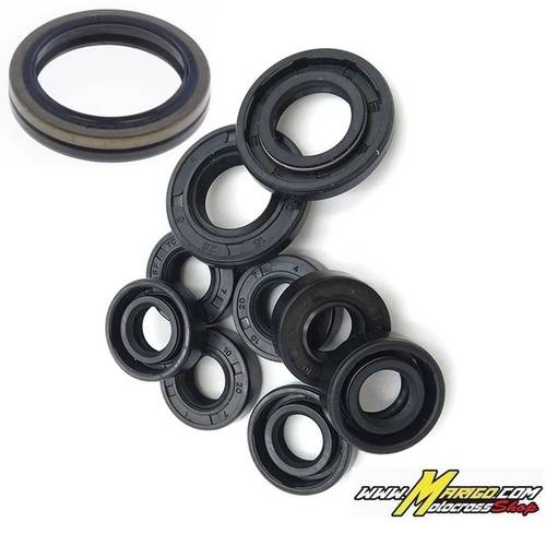 30x40x7 mm in NBR con un Labbro di Tenuta e un Labbro Parapolvere Cod.  M734502180010 Paraolio con Esterno in Gomma cod. oem 0928330061000 - 0928330076000